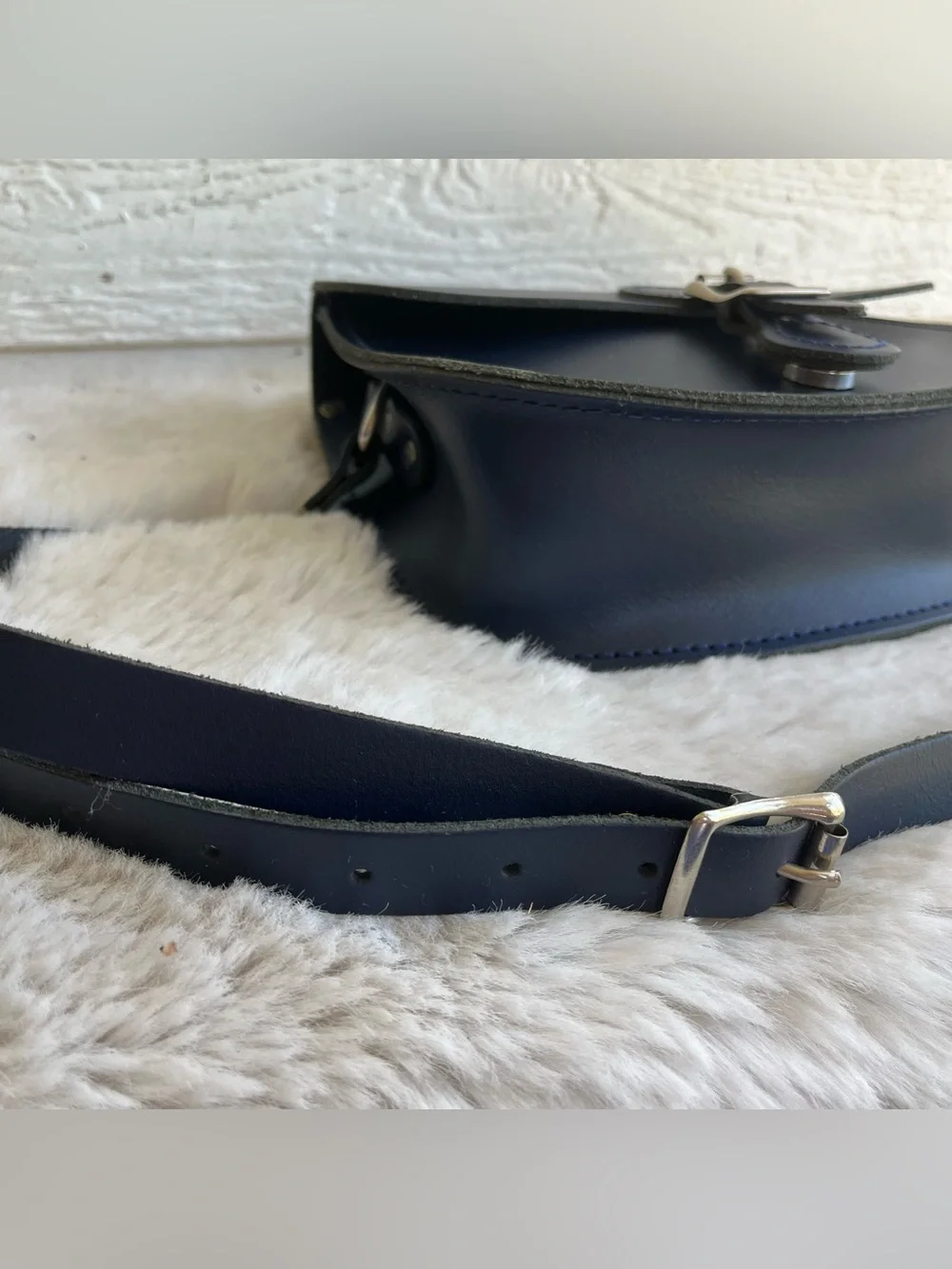 THE LEATHER SATCHEL CO. Navy Blue Flap Saddle Bag Crossbody
